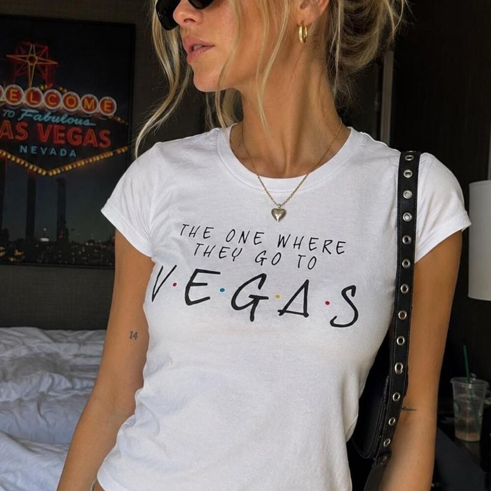 Friends The One in Las Vegas Tee Shirt Small